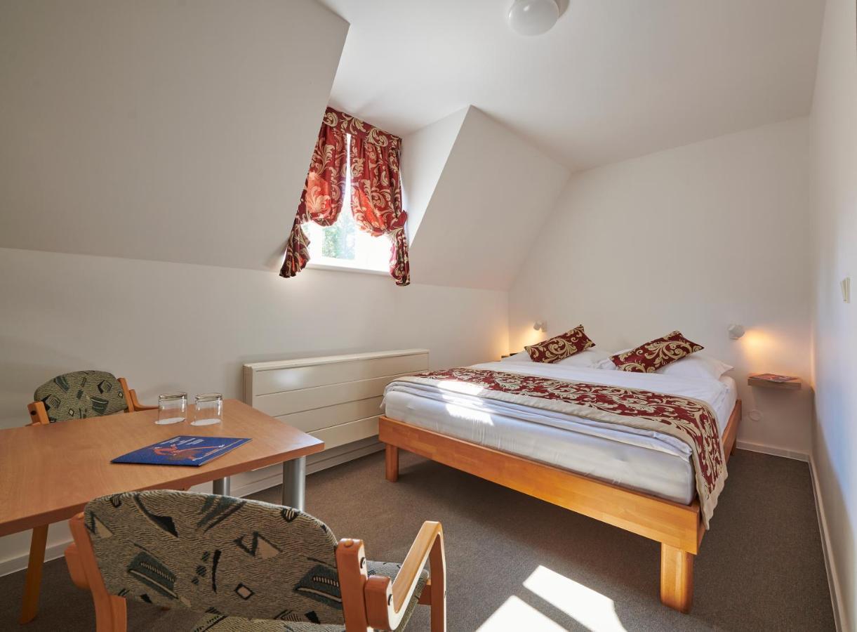 Hotel Mezni Louka Hřensko Екстериор снимка
