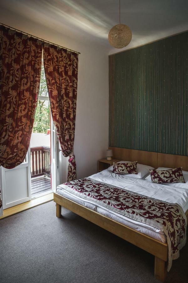 Hotel Mezni Louka Hřensko Екстериор снимка